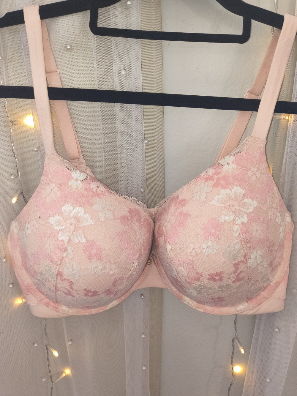 Victoria's Secret Light Pink Floral Lace Full Coverage Bra